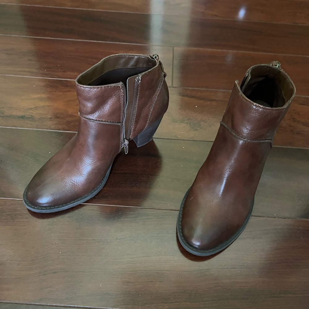 Tesori Brown Ankle Boots with Side Zipper